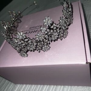 Elegant Silver Floral Tiara
